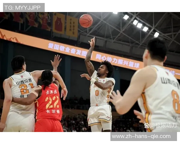 CBA焦点战山东队迎战浙江队双方实力对决谁能笑到最后