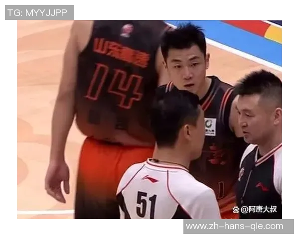 CBA焦点战山东队迎战浙江队双方实力对决谁能笑到最后